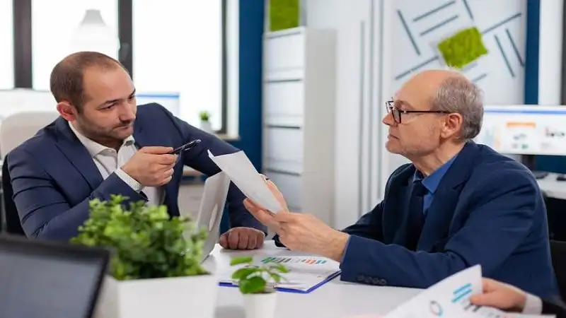 Expert Insights to Help Find a Trustworthy Expat Insurance Broker
