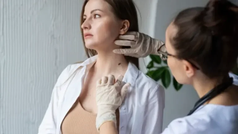 How a Skin Cancer Clinic Provides Complete Care