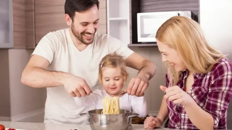 WhatUTalkingBoutFamily Life Hacks