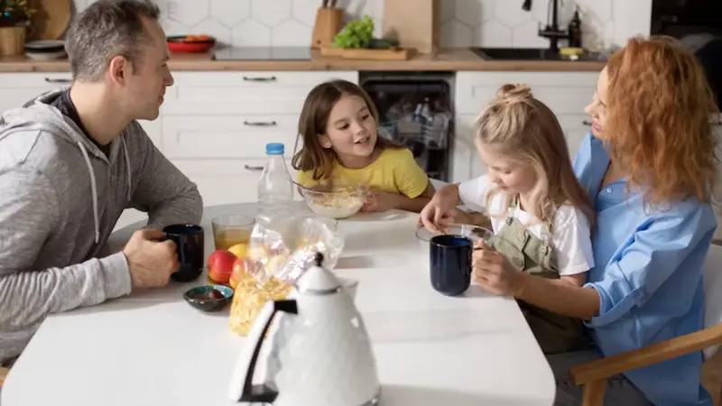 WhatUTalkingBoutFamily