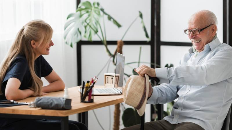 Why a Personalized Care Plan is Vital for Seniors with Chronic Conditions